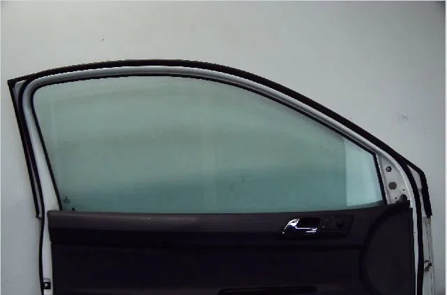 Porte avant gauche VOLKSWAGEN POLO occasion