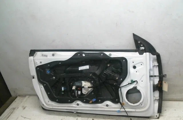 Porte avant gauche Volkswagen SCIROCCO III (137, 138) 1.4 tsi (2008-2017) occasion