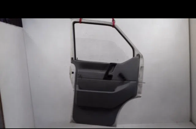 Porte avant gauche Volkswagen TRANSPORTER IV Camionnette (70A, 70H, 7DA, 7DH) 1.9 td (1992-2003) occasion