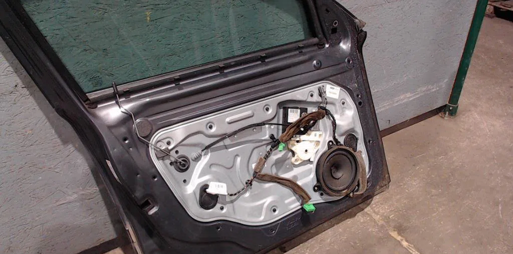 Porte avant gauche VOLVO S 40 2  S 40 2 PHASE 1 occasion