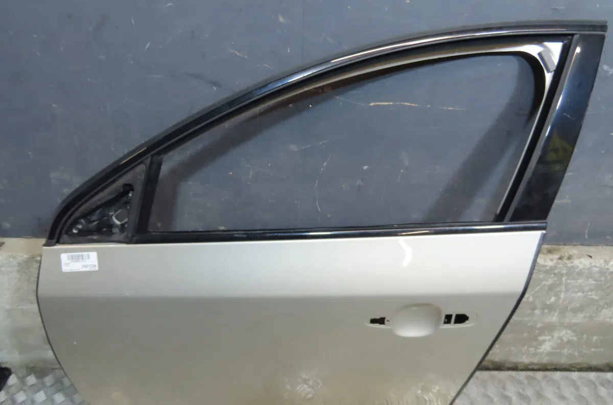 Porte avant gauche Volvo V60 I Cross Country (157) D4 (2015-2018) occasion
