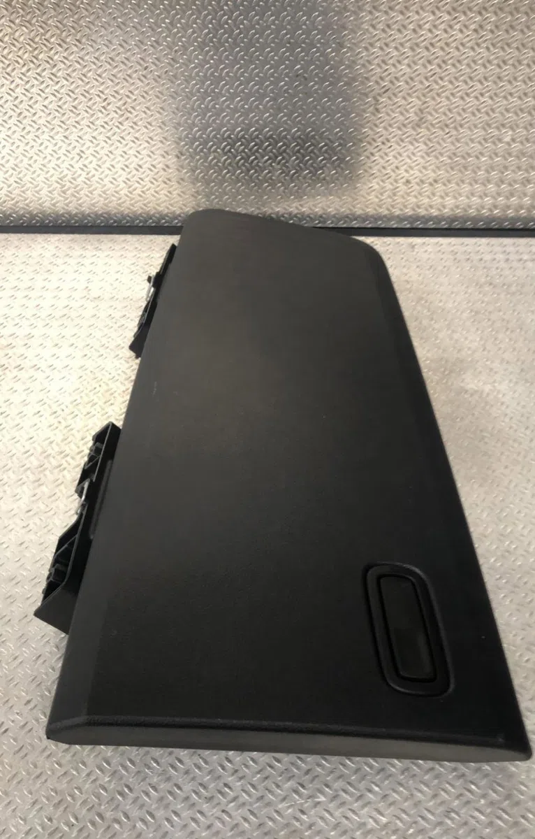 Porte boite a gants RENAULT MASTER 3 PHASE 3 CHASSIS occasion