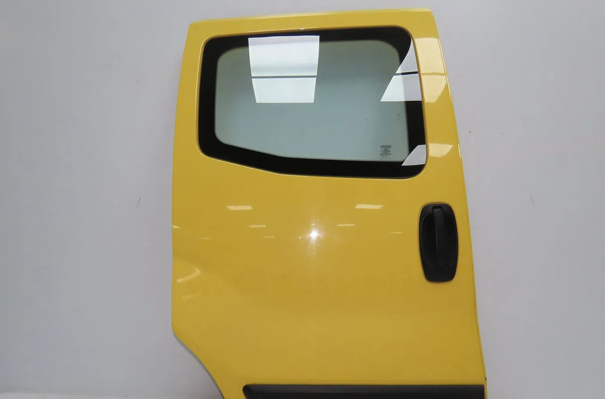 Porte coulissante d Citroen NEMO Camionnette-Monospace (AA_) 1.4 hdi (2008) 4 portes occasion