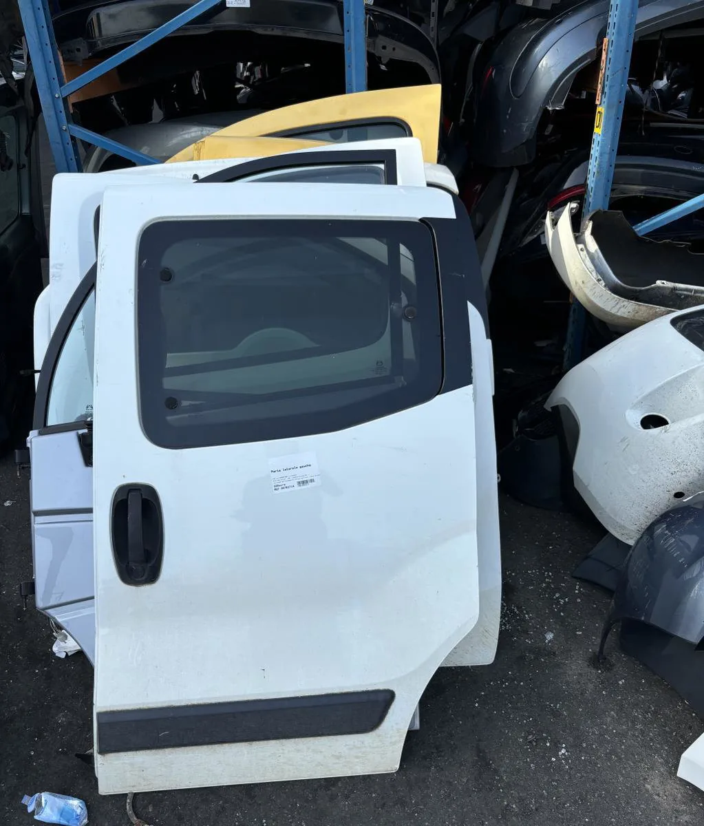 Porte coulissante d Fiat QUBO (225_) 1.4 (225axa1a) (2008) occasion