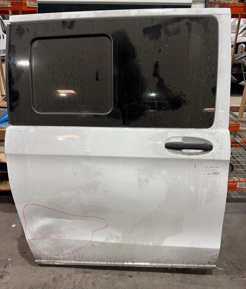 Porte coulissante d Mercedes-benz VITO Mixto (Double Cabin) (W447) 116 cdi (447.701, 447.703, 447.705) (2014) occasion