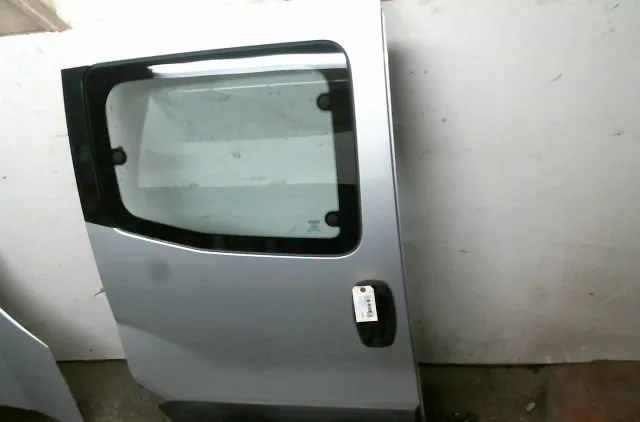Porte coulissante d Peugeot BIPPER TEPEE 1.4 hdi (2008) occasion