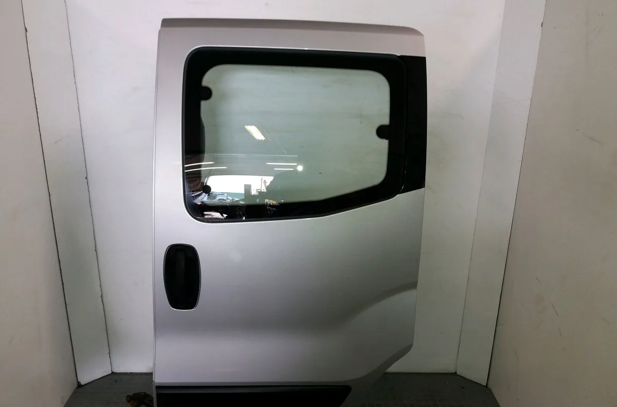 Porte coulissante g Fiat QUBO (225_) 1.3 d multijet (225cxb1a, 225axb1a, 225cxb11, 225axb11,... (2008) occasion
