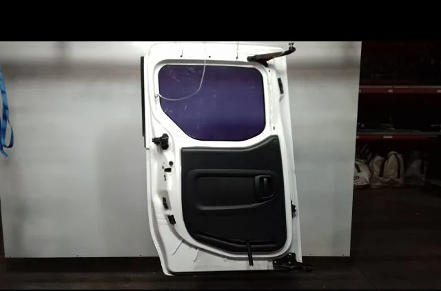 Porte coulissante g Peugeot PARTNER Camionnette-Monospace 1.6 hdi (2008) 4 portes occasion