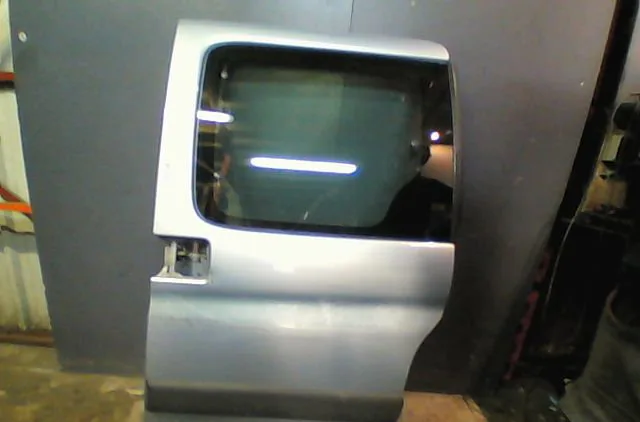 Porte coulissante g Peugeot PARTNER Monospace (5_, G_) 2.0 hdi (2000-2008) 3 portes occasion