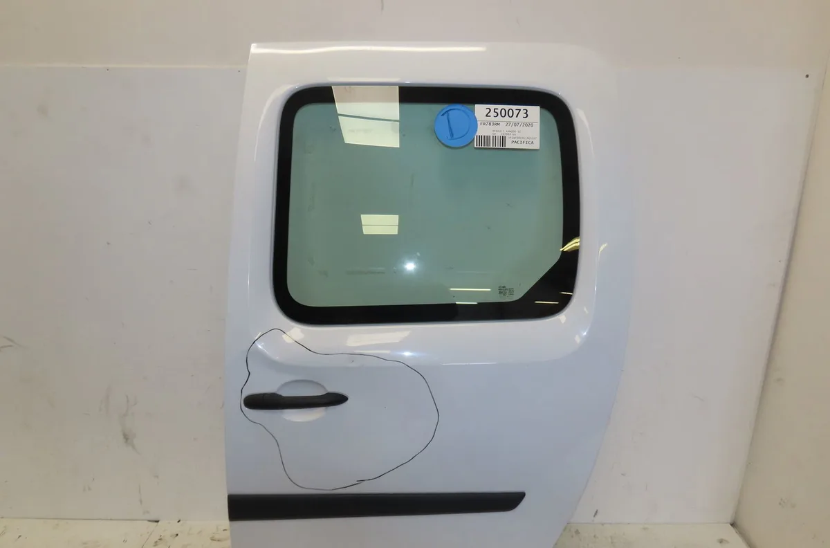 Porte coulissante g Renault KANGOO Express (FW0-1_) 1.5 dci 95 (fw16) (2019) occasion
