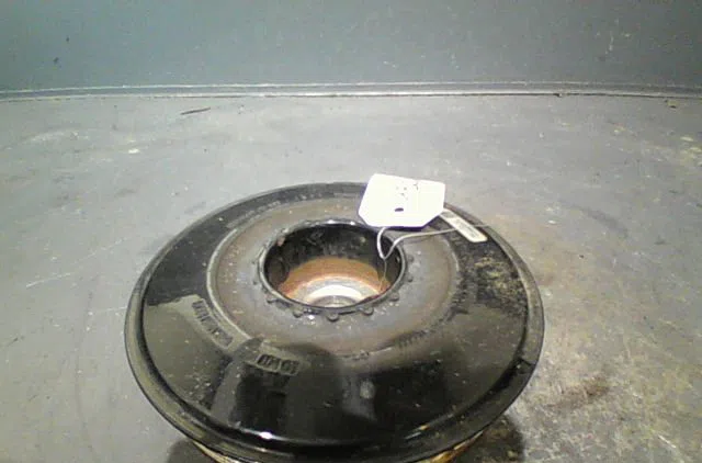 Poulie de vilebrequin Renault CLIO III (BR0-1, CR0-1) 1.5 dci (br0h, cr0h, cr1s, br1s) (2005-2014) 3 portes occasion