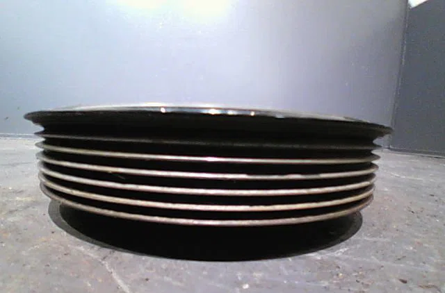 Poulie de vilebrequin Renault CLIO III (BR0-1, CR0-1) 1.5 dci (br0h, cr0h, cr1s, br1s) (2005-2014) 3 portes occasion