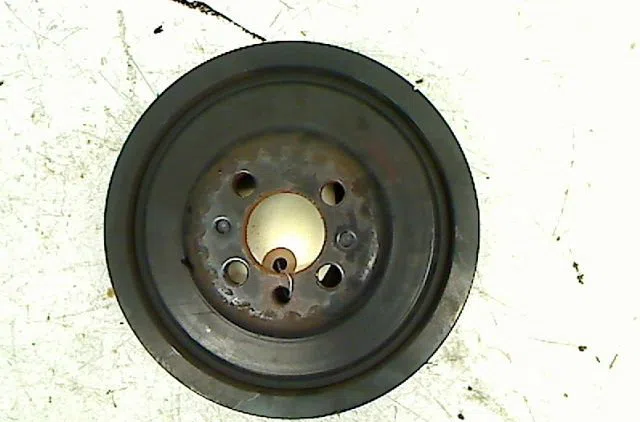 Poulie de vilebrequin Seat IBIZA III (6L1) 1.4 tdi (2002-2005) occasion
