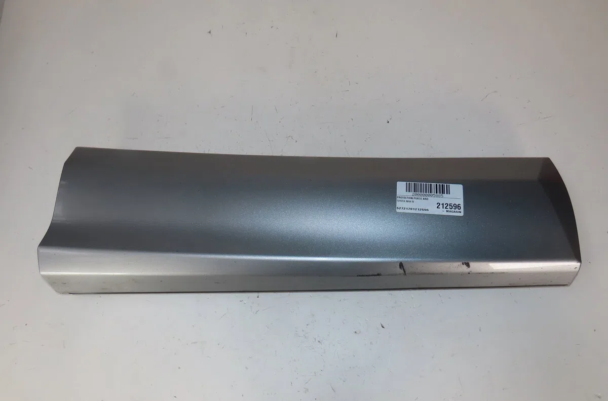 Protection porte ard Toyota RAV 4 IV (_A4_) 2.5 hybrid (ava42_) (2015-2018) occasion
