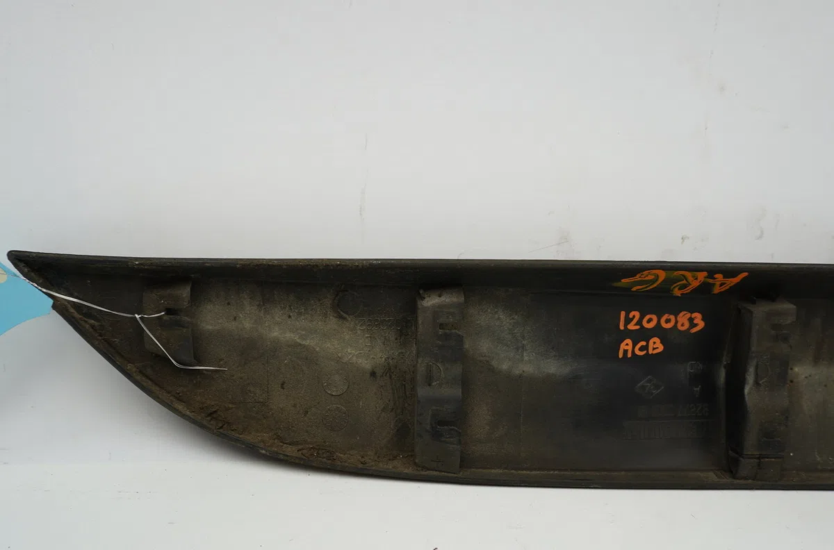 Protection porte arg Renault MEGANE III 3-5 portes (BZ0-1_, B3_) 1.5 dci (bz09, bz0d, bz1w, bz29, bz14) (2009) 5 portes 