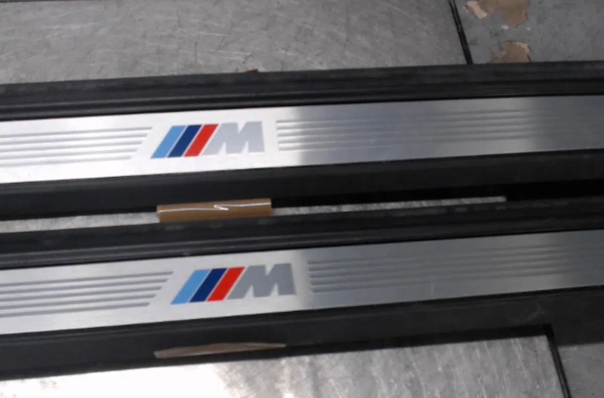 Protection porte avd BMW SERIE 1 F21 PHASE 1 occasion