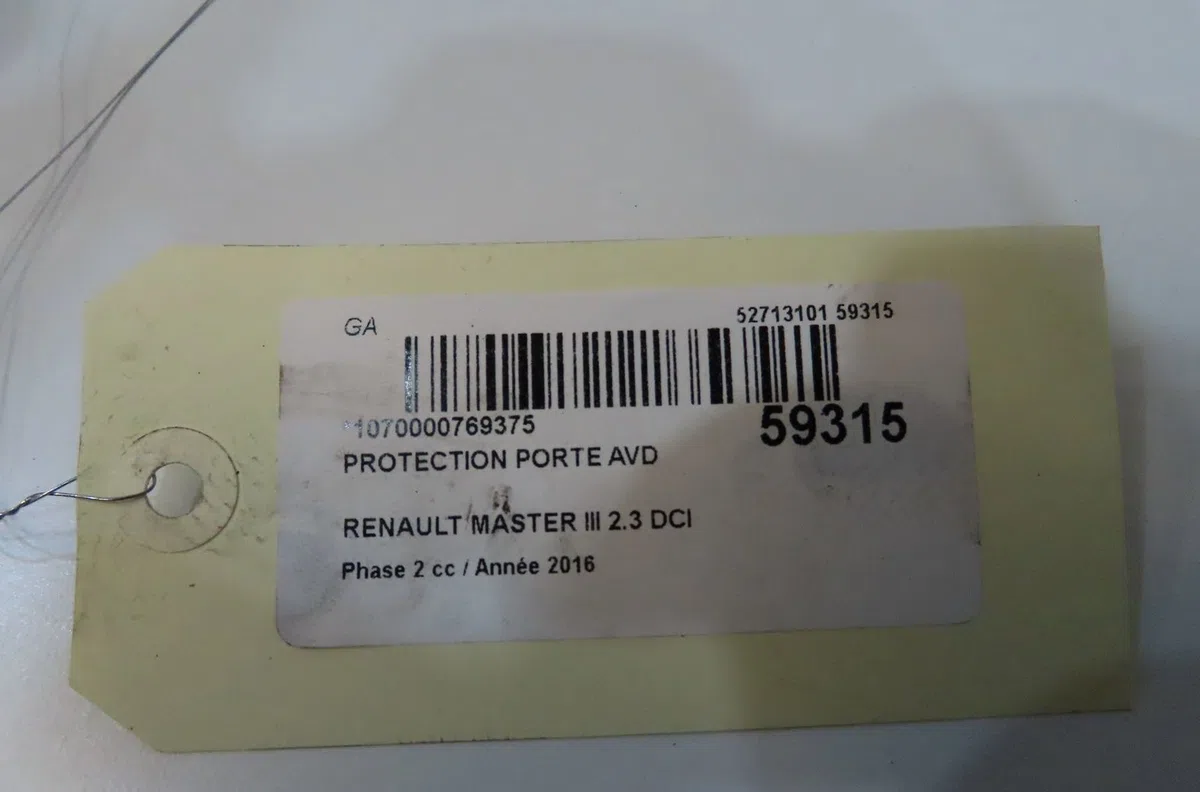 Protection porte avd Renault MASTER III Camionnette (FV) 2.3 dci 130 fwd (fv0m, fv0y) (2016) occasion