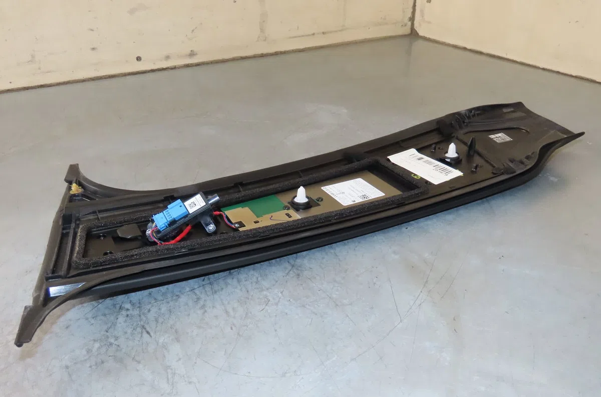 Protection porte avg Tesla MODEL Y (5YJY) Ev (2019) occasion