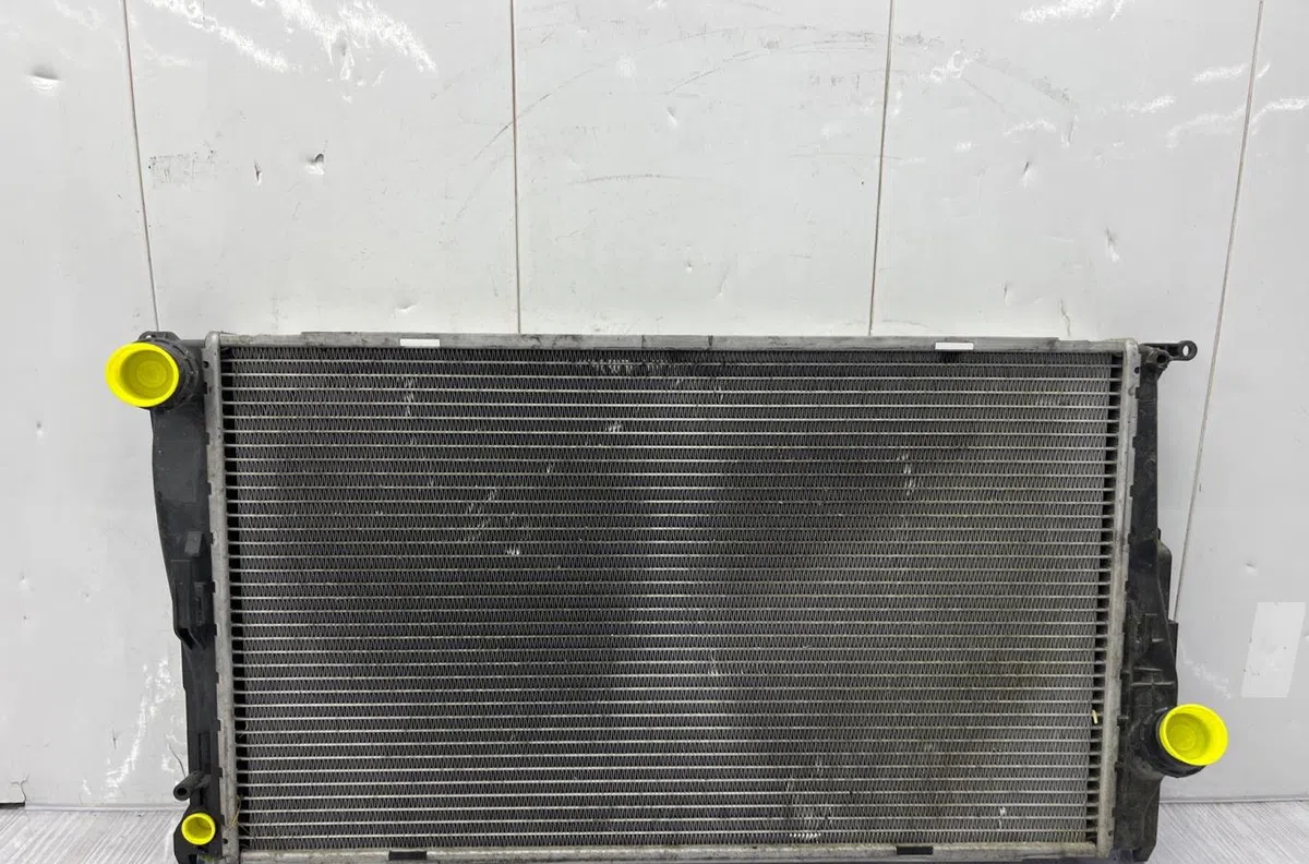 Radiateur BMW SERIE 1 E87 PHASE 2 occasion