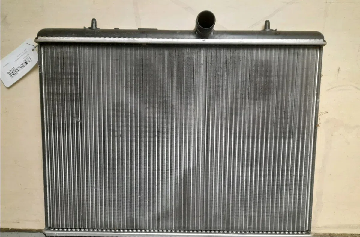 Radiateur Citroen C4 II (NC_) 1.6 hdi 90 (2009) 5 portes occasion
