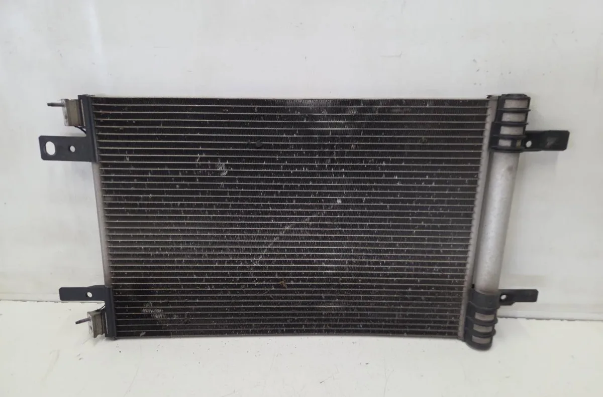 Radiateur - condenseur clim PEUGEOT 308 2 PHASE 1 occasion