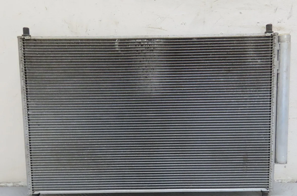 Radiateur - condenseur clim Toyota AVENSIS Break (_T27_) 1.6 d4-d (wwt270_) (2015-2018) occasion