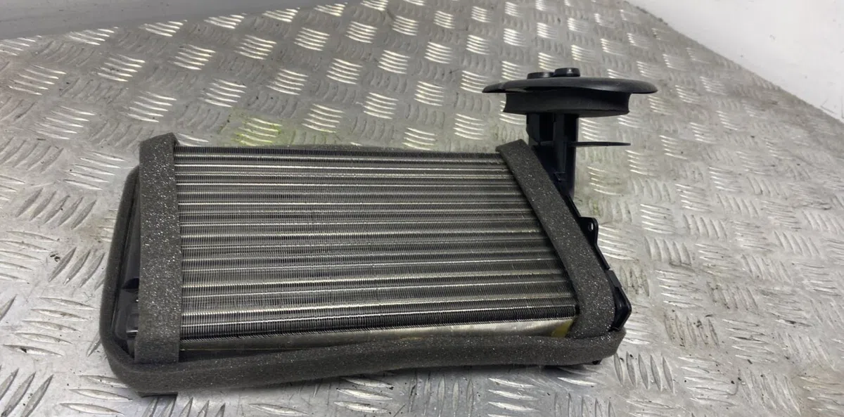 Radiateur de chauffage RENAULT CLIO 1 PHASE 3 occasion
