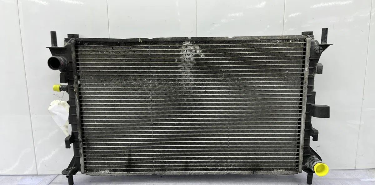 Radiateur FORD FOCUS 1 BREAK occasion