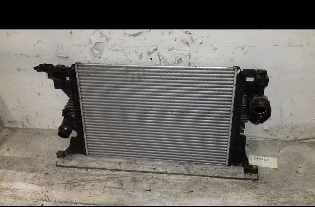 Radiateur Mercedes-benz CLASSE A (W177) A 200 (177.087) (2018) occasion