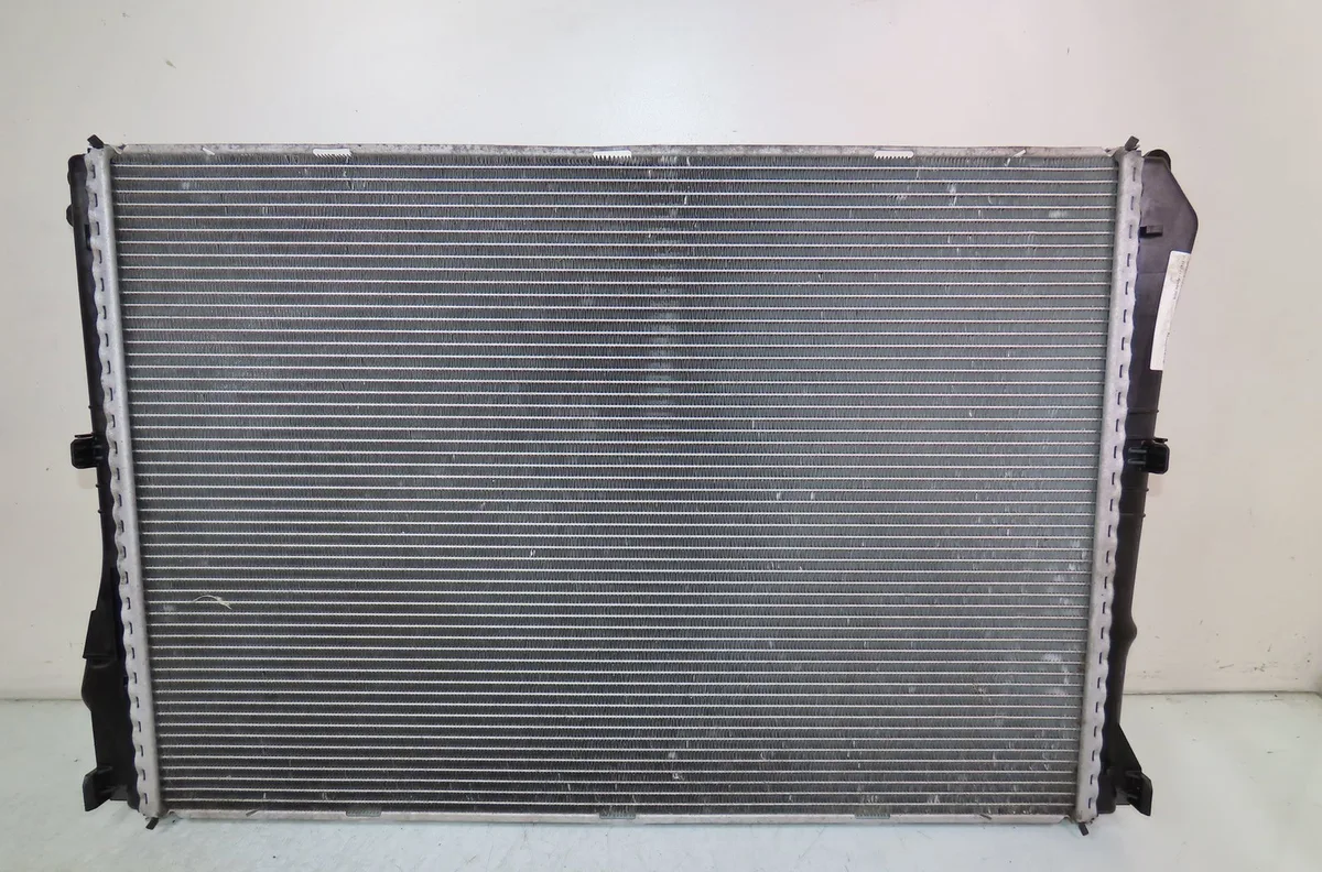 Radiateur Mercedes-benz CLASSE C (W205) C 200 d (205.007) (2015-2018) occasion