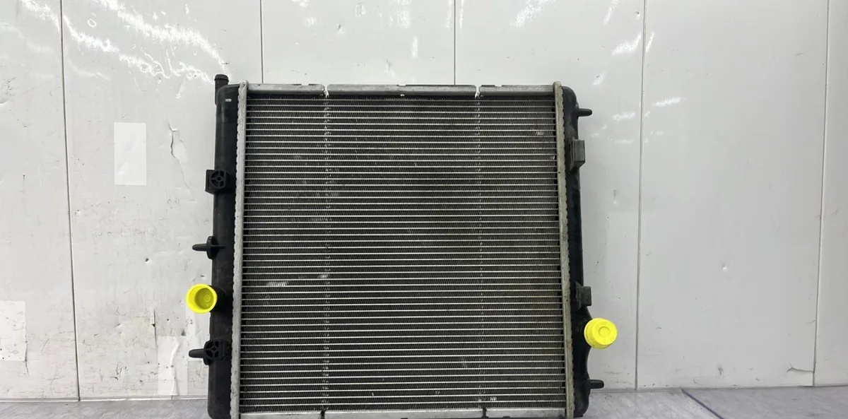 Radiateur PEUGEOT 208 1 PHASE 1 occasion