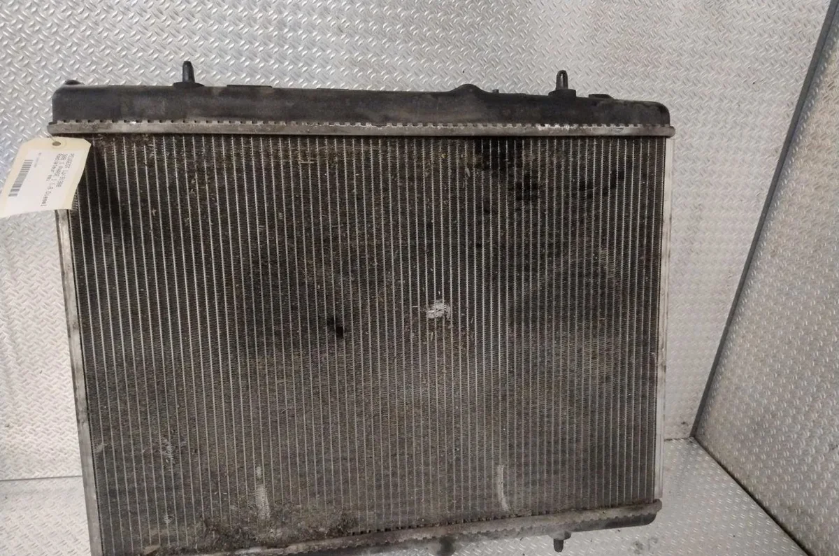 Radiateur PEUGEOT 308 1 308 1 PHASE 1 occasion