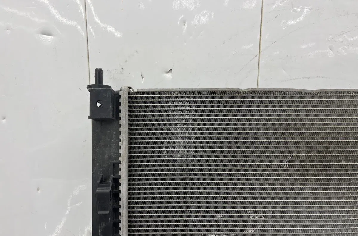 Radiateur PEUGEOT 308 2 SW PHASE 2 BREAK occasion