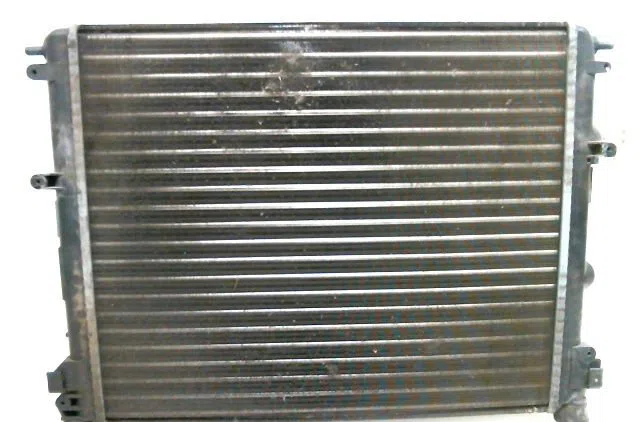Radiateur Renault CLIO II (BB_, CB_) 1.4 16v (b-cb0p, bb13) (2000-2008) 5 portes occasion