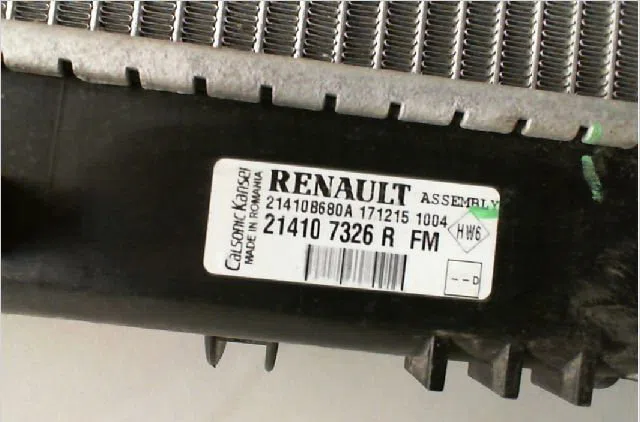 Radiateur Renault CLIO IV (BH_) 1.5 dci 75 (2012) 5 portes occasion