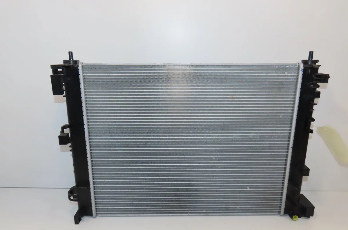 Radiateur Renault CLIO V (B7_) 1.0 sce 65 (b7mg) (2021) occasion