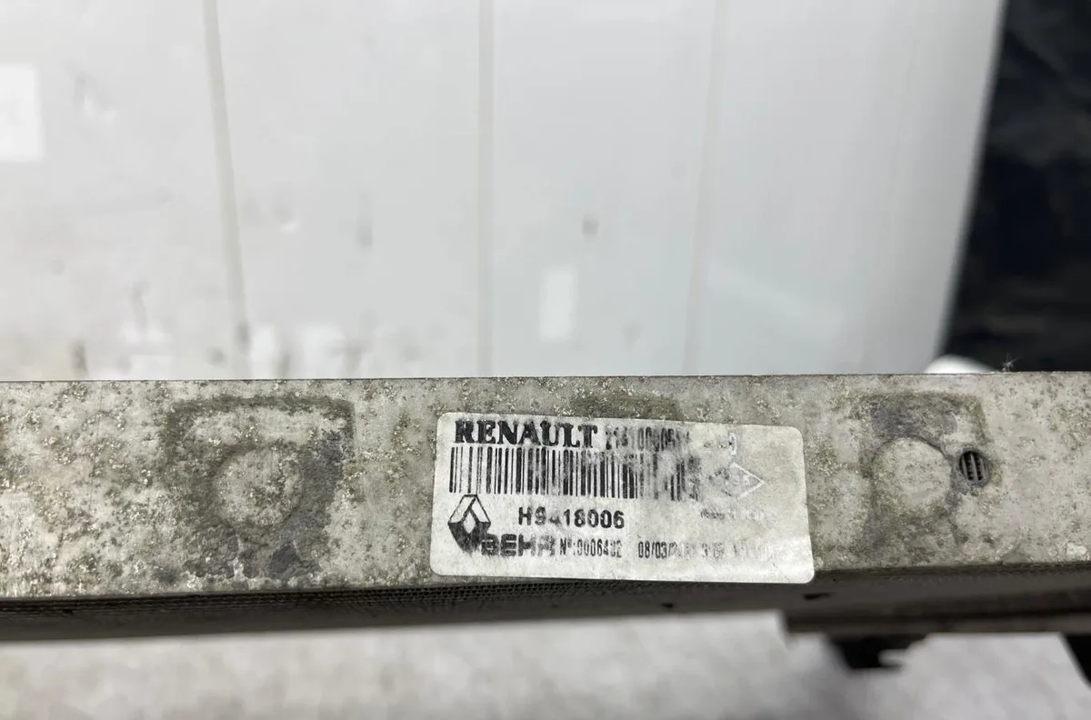 Radiateur RENAULT LAGUNA 3 PHASE 2 BREAK occasion