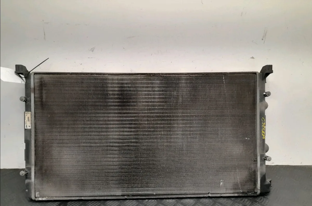 Radiateur Renault MASTER II Camionnette (FD) 2.5 dci (2006-2010) occasion