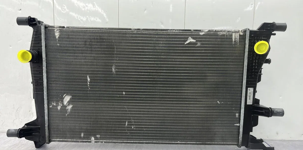 Radiateur RENAULT MEGANE 3 PHASE 1 BREAK occasion