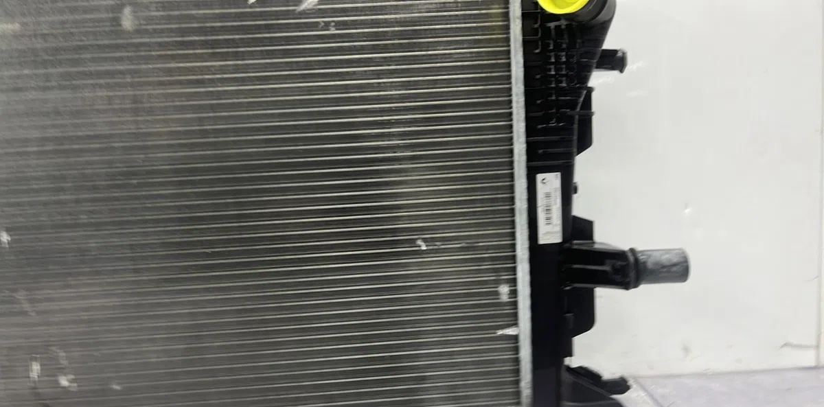 Radiateur RENAULT MEGANE 3 PHASE 1 BREAK occasion