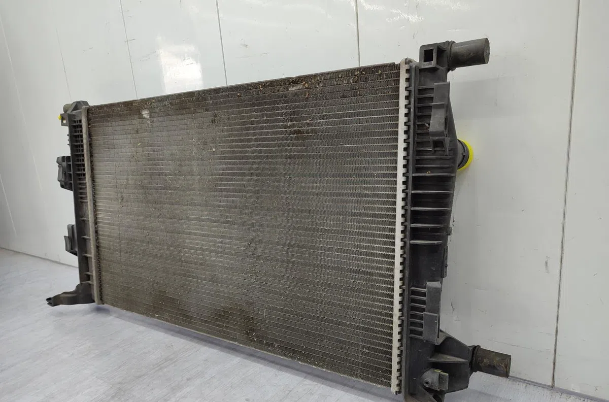 Radiateur RENAULT SCENIC 3 PHASE 3 occasion