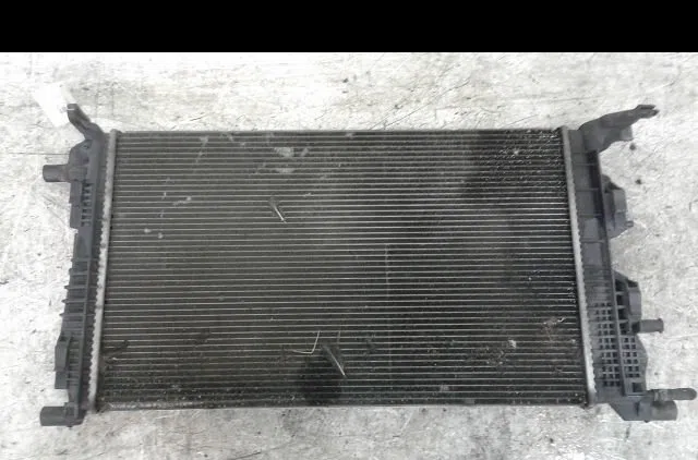 Radiateur Renault SCÉNIC III (JZ0-1_) 1.5 dci (2009) 5 portes occasion