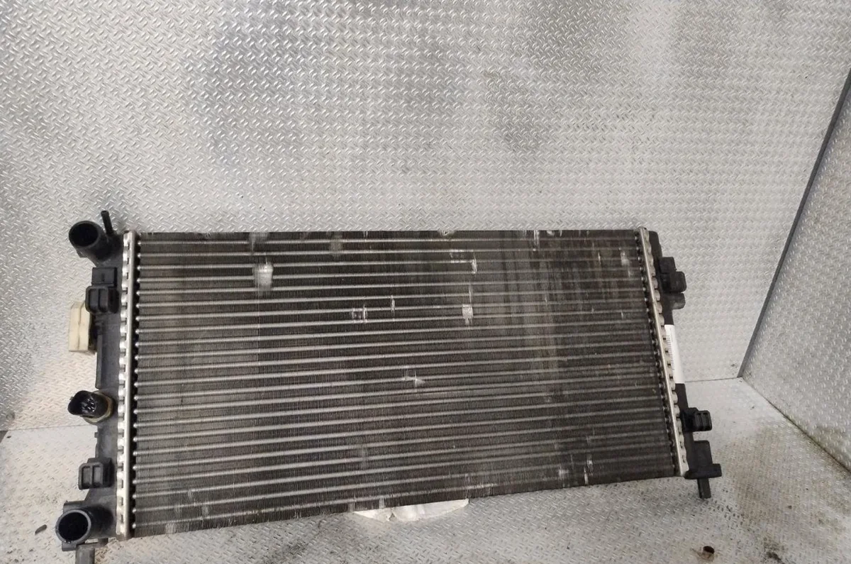 Radiateur Renault TWINGO I (C06_) 1.2 (c063, c064) (1993-1996) 3 portes occasion