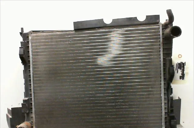 Radiateur Renault TWINGO II (CN0_) 1.2 16v (cn04, cn0a, cn0b) (2007-2014) 3 portes occasion