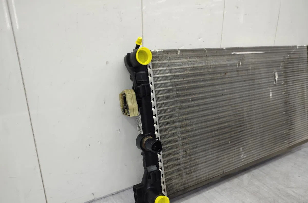 Radiateur SKODA FABIA 2 PHASE 2 occasion