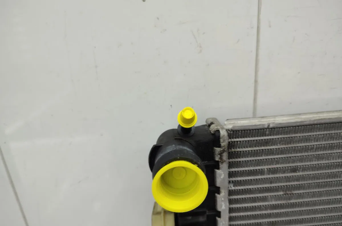 Radiateur VOLKSWAGEN POLO 5 PHASE 2 occasion