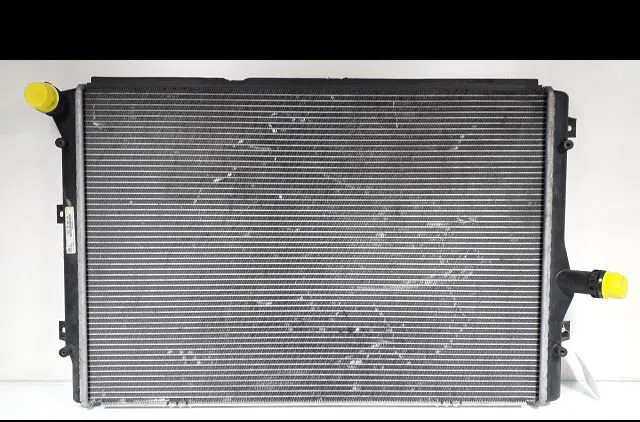 Radiateur VOLKSWAGEN TOURAN 2012 occasion