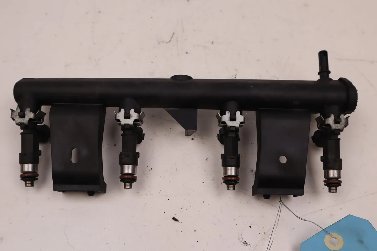 Rampe injection Citroen C4 I (LC_) 1.6 16v (2004-2011) 5 portes occasion
