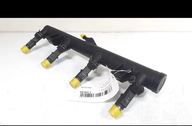 Rampe injection Citroen C5 I (DC_) 2.0 16v (dcrfnc, dcrfnf) (2001-2004) occasion