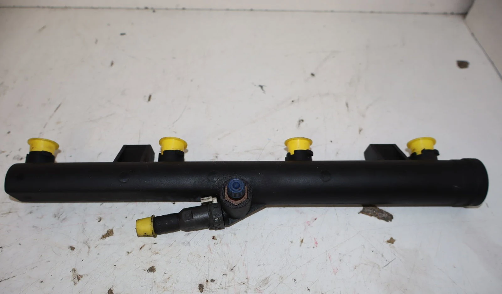 Rampe injection Citroen C5 III (RD_) 1.8 16v (2008) occasion